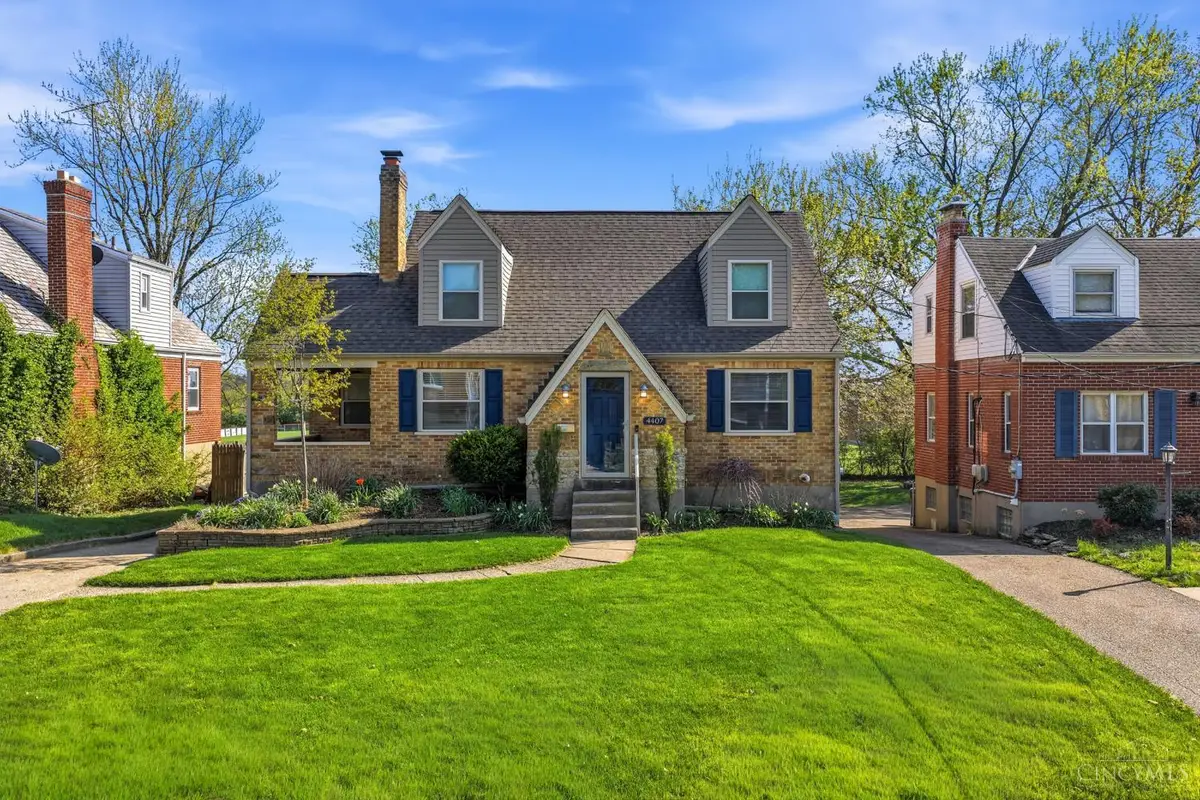 4407 Raceview Avenue, Bridgetown, OH 45211 - #1