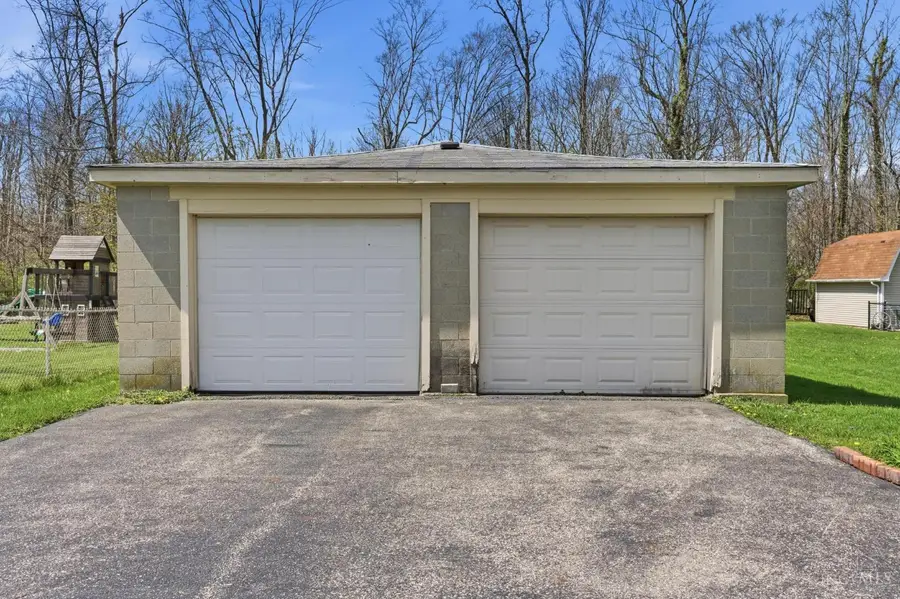 409 Forest Lake Drive, Wilmington, OH 45177 - #3
