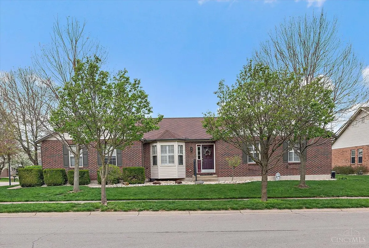3302 Village Drive, Fairfield, OH 45014 - #1