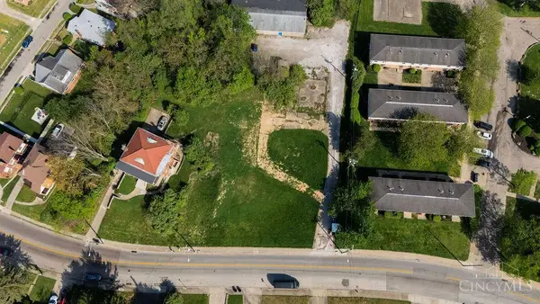 38 Clinton Springs Avenue, Cincinnati, OH 45217