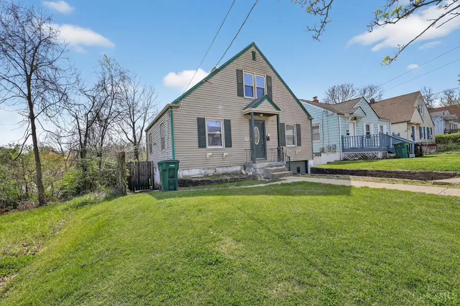 1893 Ashbrook Drive, Cincinnati, OH 45238 - #3