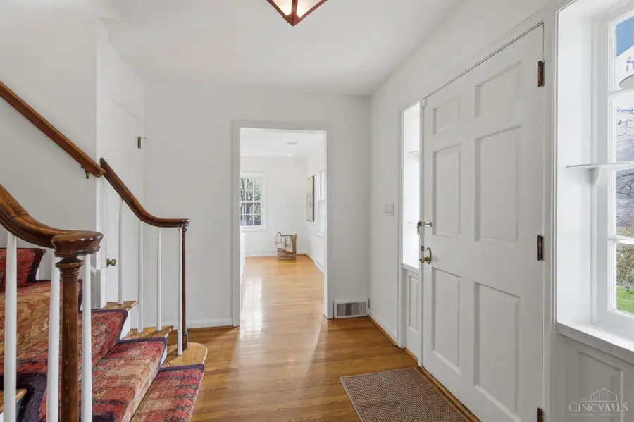 2750 Lower Grandin Road, Cincinnati, OH 45208 - #2