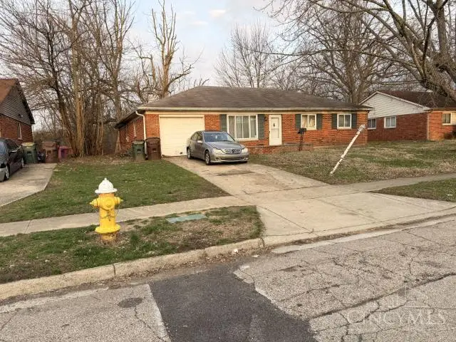 325 Stubbs Drive, Dayton, OH 45426 - #2