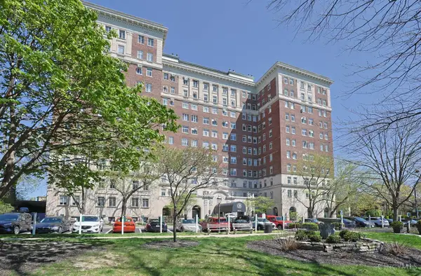 3900 Rose Hill Avenue #301A, Cincinnati, OH 45229