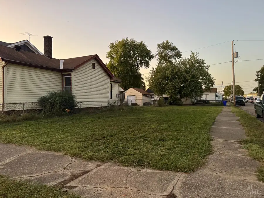 1232 Chestnut Street, Hamilton, OH 45011 - #2