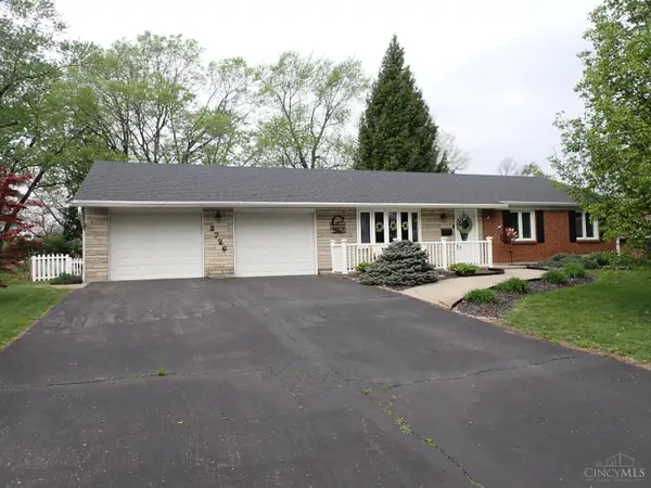 2726 Tihart Way, Beavercreek, OH 45430