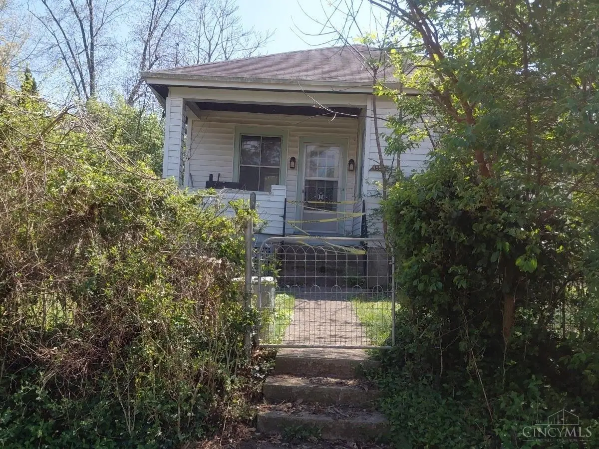 4555 Elizabeth Street, Cincinnati, OH 45242 - #1