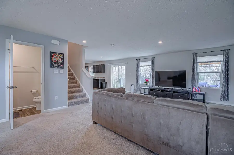 5821 Woodcreek Drive, Franklin, OH 45042 - #3