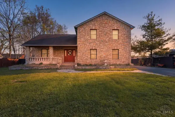 7008 Oak Street, Newtown, OH 45244