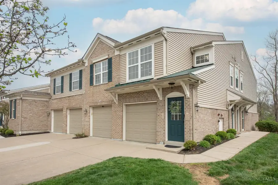 1320 Twin Spires Drive, Batavia, OH 45103 - #2