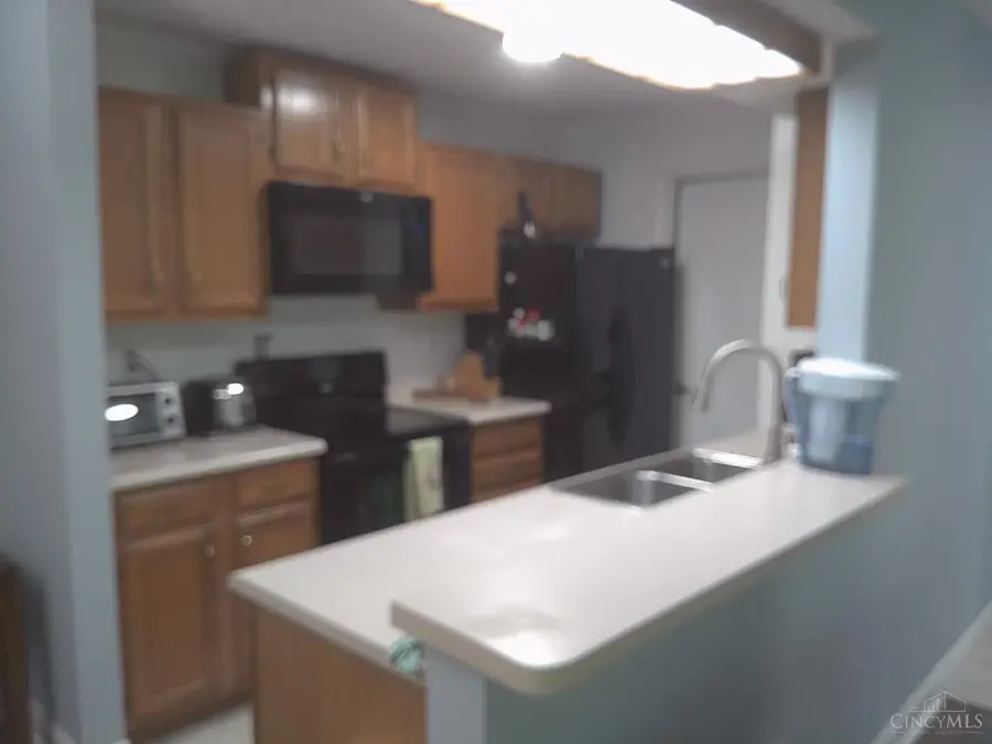 8879 Eagleview Drive #8, West Chester, OH 45069 - #3