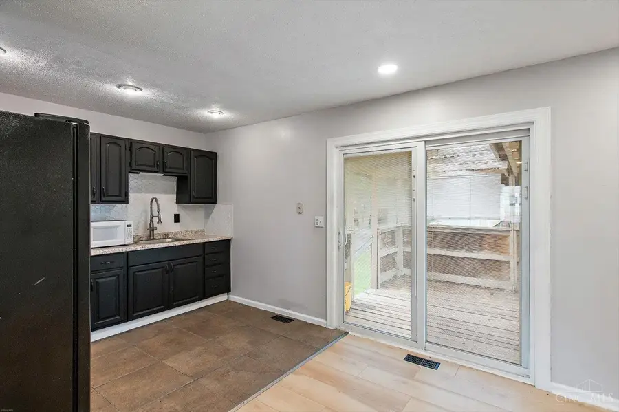 9925 Grasscreek Court, Cincinnati, OH 45231 - #3