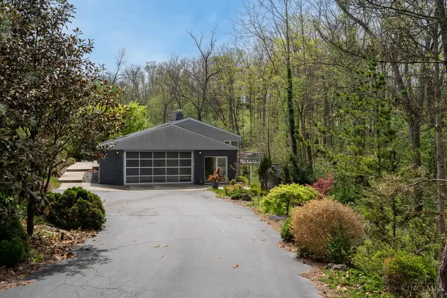 8425 Kugler Mill Road, Cincinnati, OH 45243 - #3