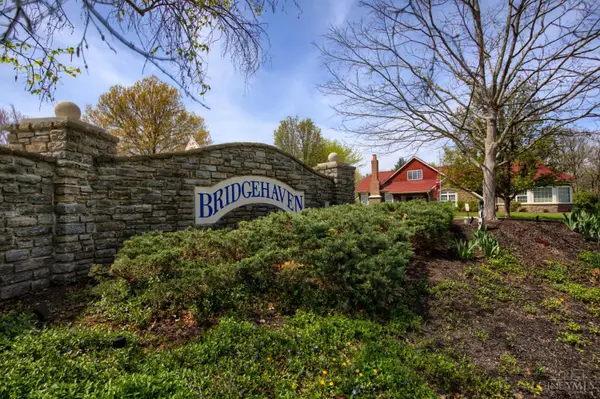 5884 Stonebridge Circle #101, Miami Twp, OH 45150