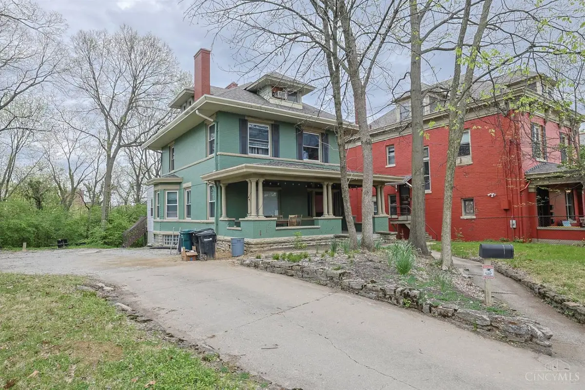 452 Riddle Road, Cincinnati, OH 45220 - #1