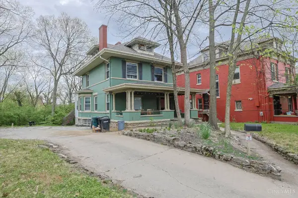 452 Riddle Road, Cincinnati, OH 45220