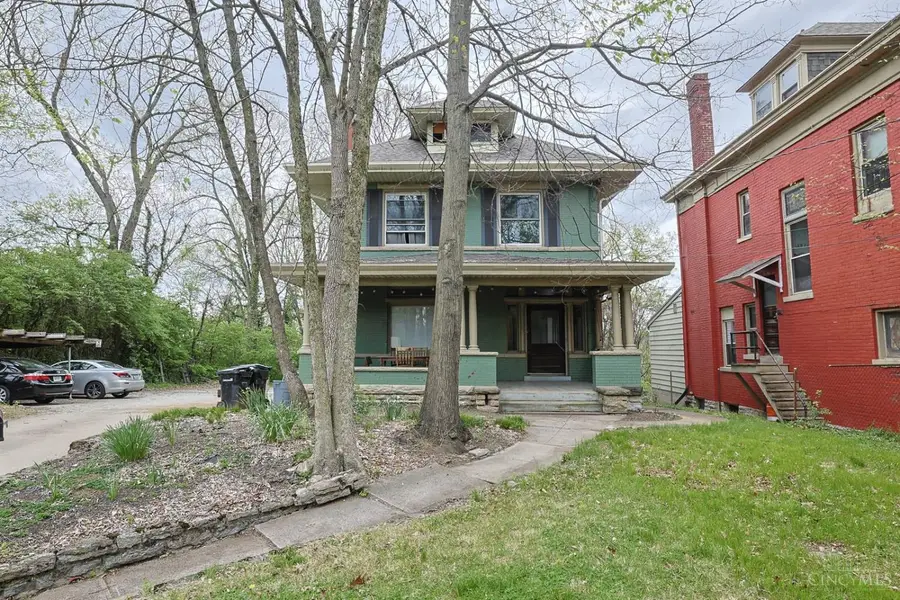 452 Riddle Road, Cincinnati, OH 45220 - #2