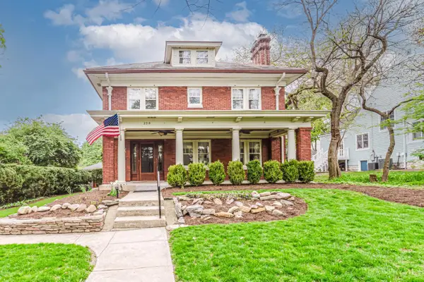 230 Rubicon Road, Oakwood, OH 45409