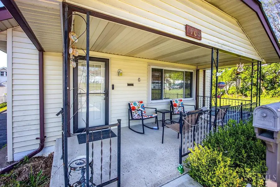 1709 Morey Avenue, Hamilton, OH 45011 - #2