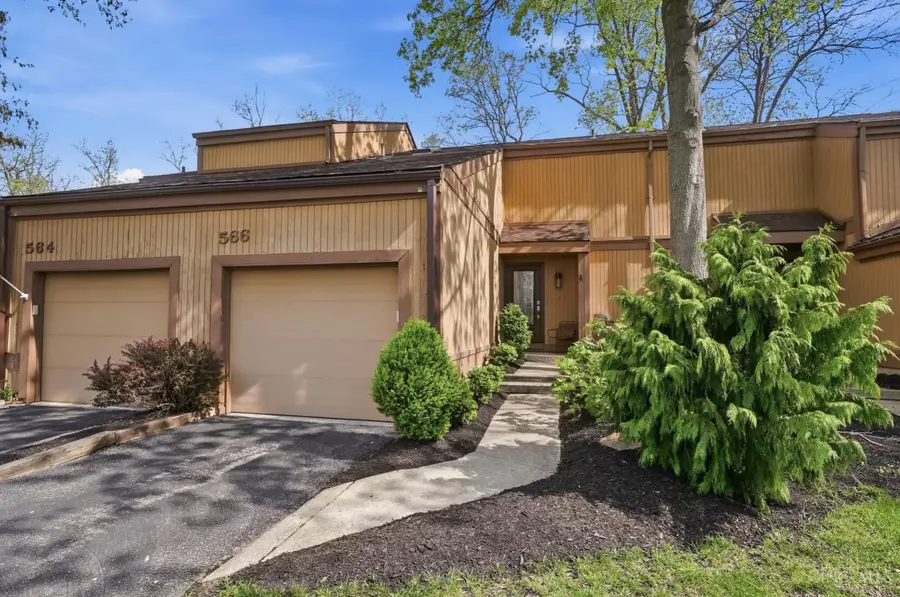 566 Maple Lane, Mason, OH 45040 - #3