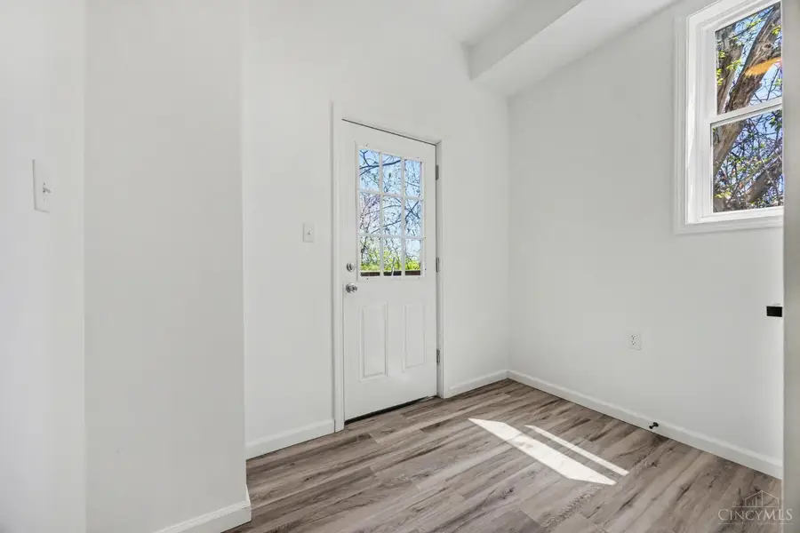 270 Wortman Street, Cincinnati, OH 45226 - #3