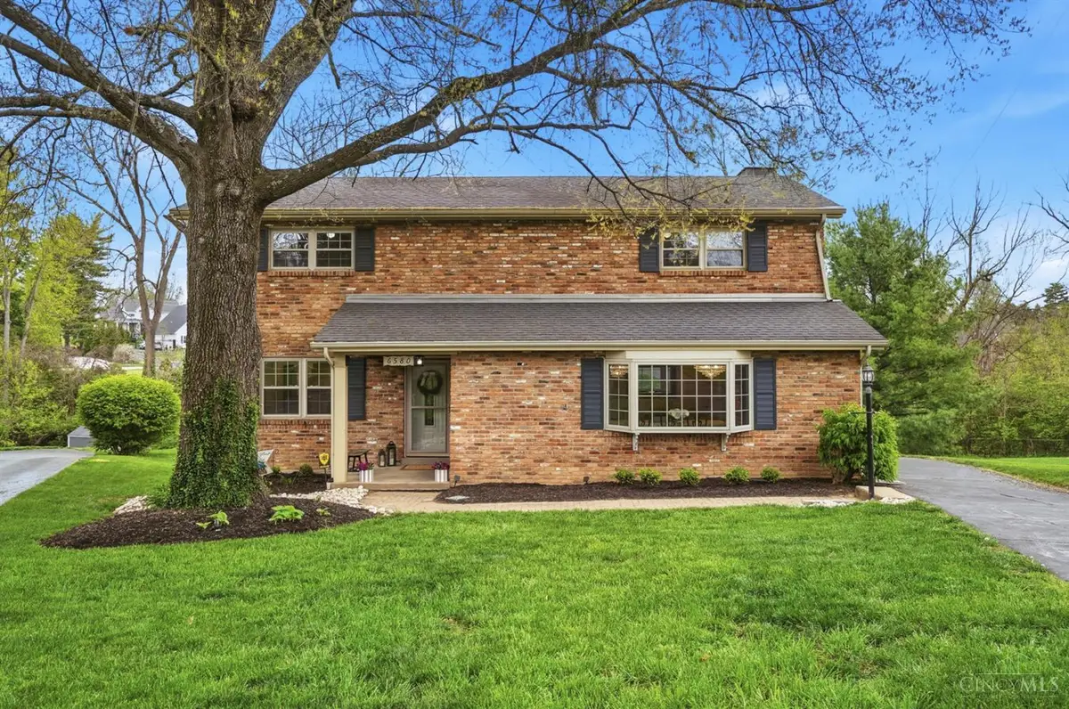 6580 Minnewaukan Drive, Madeira, OH 45243 - #1