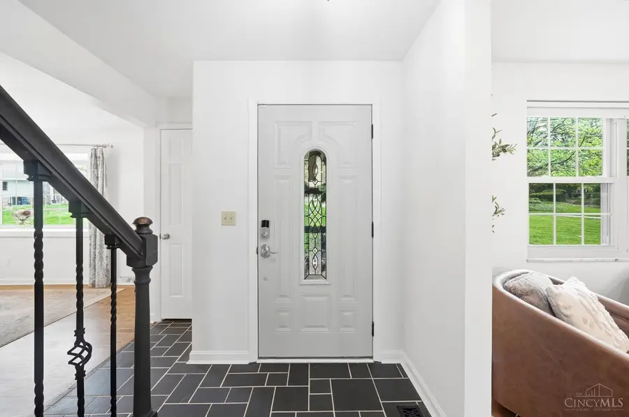 6580 Minnewaukan Drive, Madeira, OH 45243 - #3