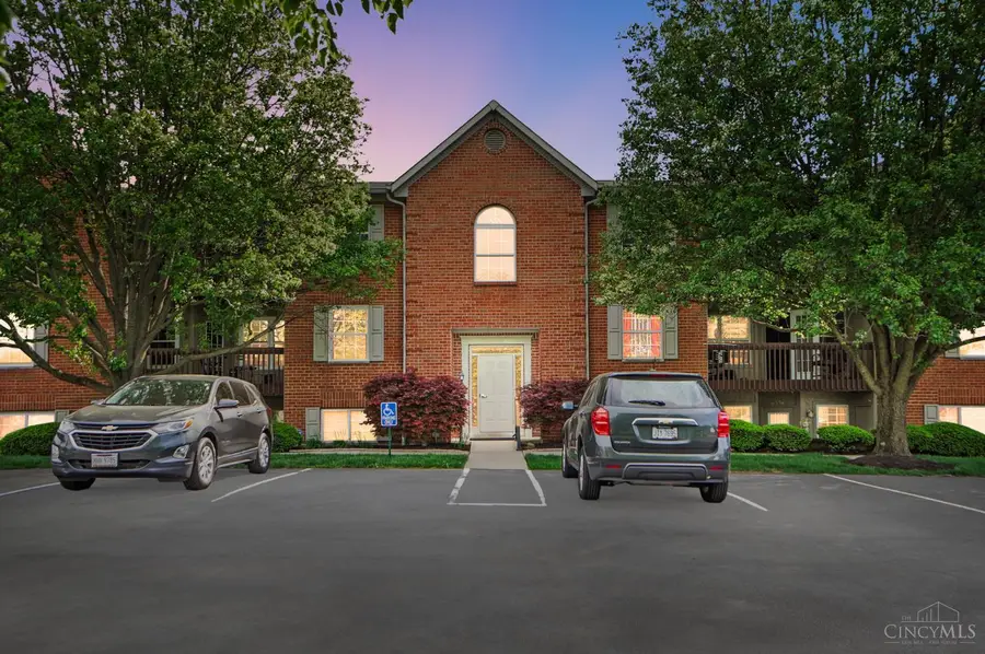 6362 Chimney Court, Mason, OH 45040 - #2