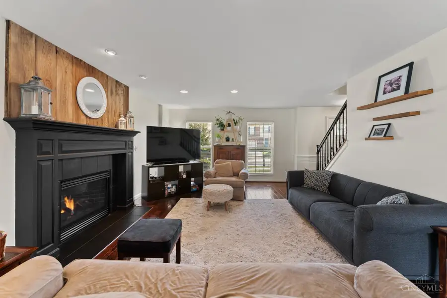 8586 Sunmont Drive, Forestville, OH 45255 - #3