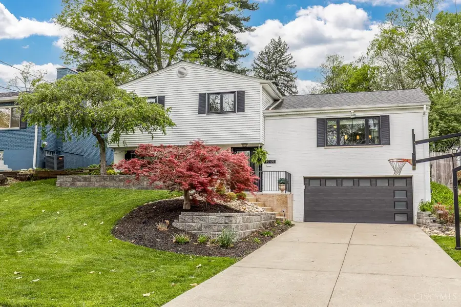 7249 Longfield Drive, Madeira, OH 45243 - #2