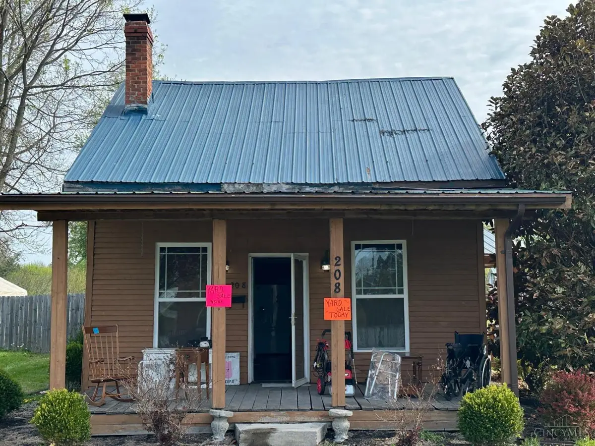 208 Walnut Street, Williamsburg, OH 45176 - #1
