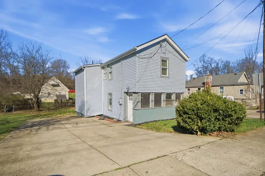 6271 Betts Avenue, Springfield, OH 45224 - #2