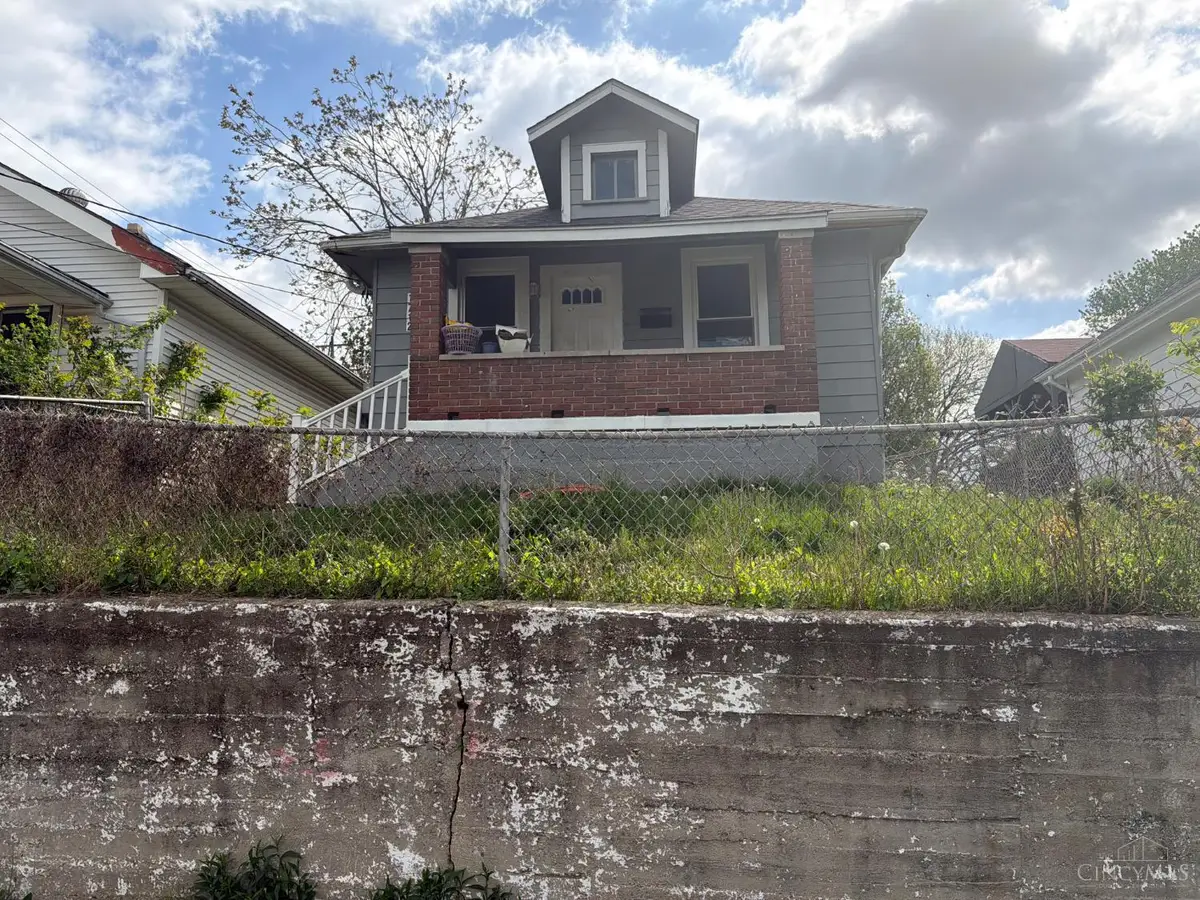1712 Parrish Avenue, Hamilton, OH 45011 - #1