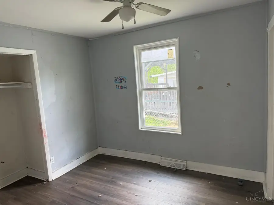 1712 Parrish Avenue, Hamilton, OH 45011 - #2