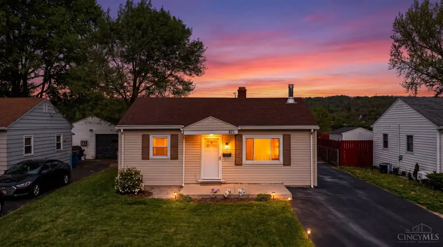 821 Old Main Street, Miamisburg, OH 45342 - #2