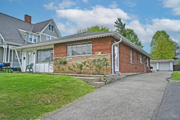 2011 Hudson, Cincinnati, OH 45212