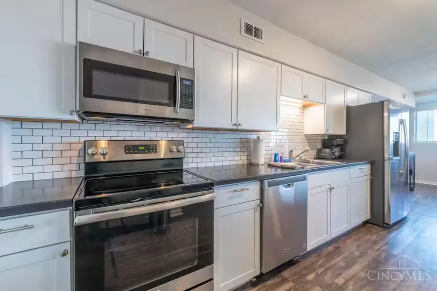 2500 Warsaw Avenue #10, Cincinnati, OH 45204 - #3