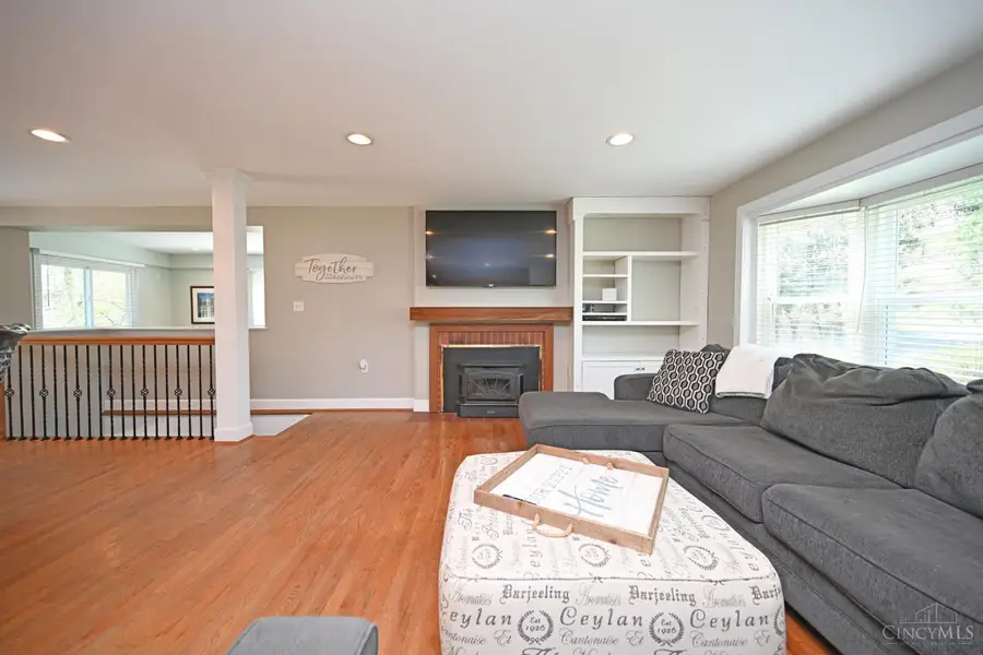 6866 Kenwood Road, Cincinnati, OH 45243 - #2