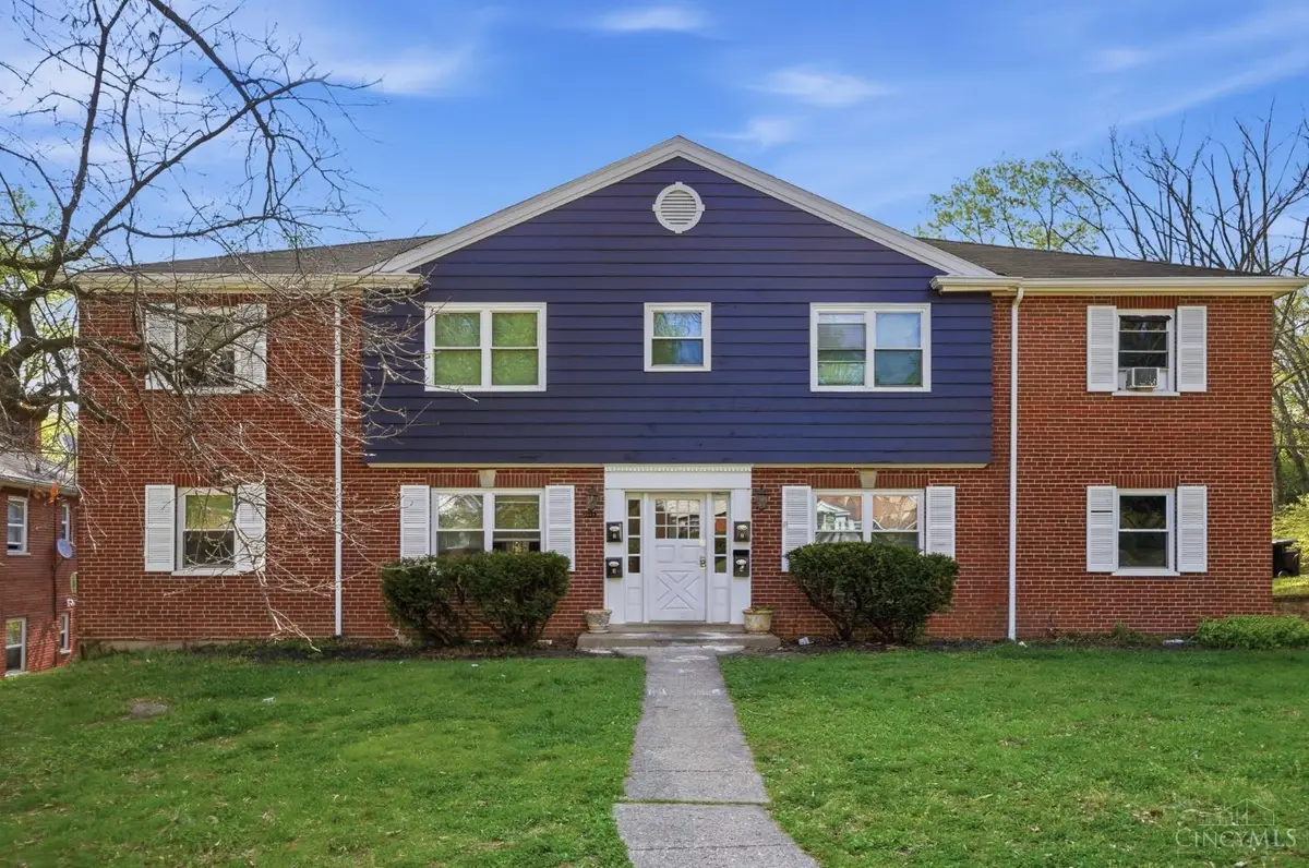 3518 Hazelwood Avenue, Cincinnati, OH 45211 - #1