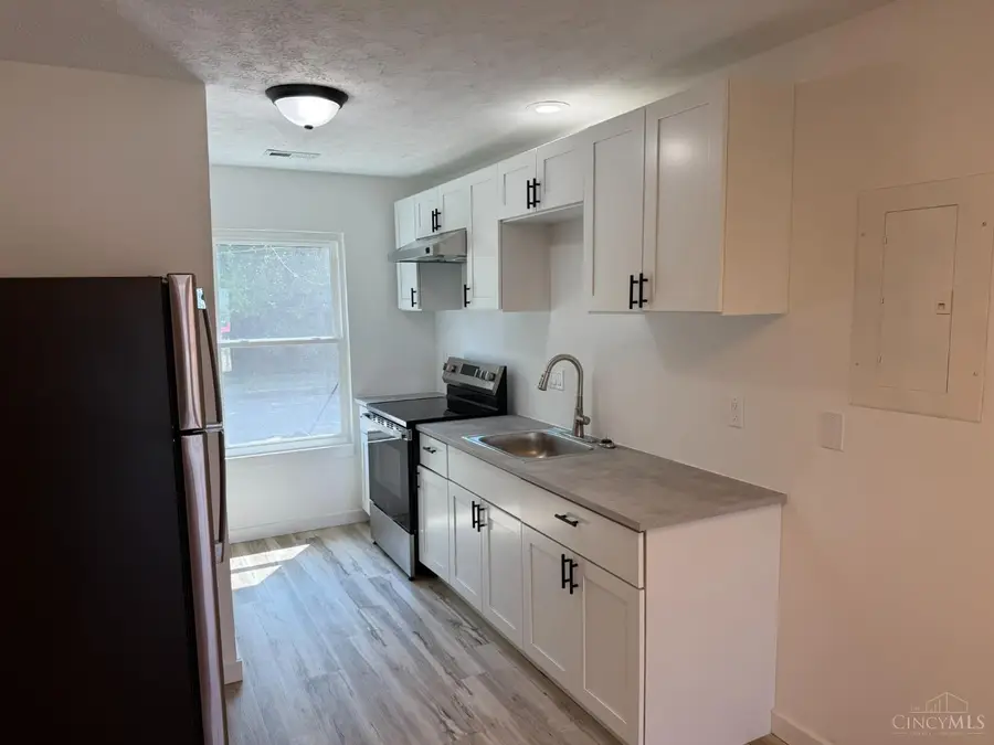 1887 Kahn Avenue, Hamilton, OH 45011 - #2