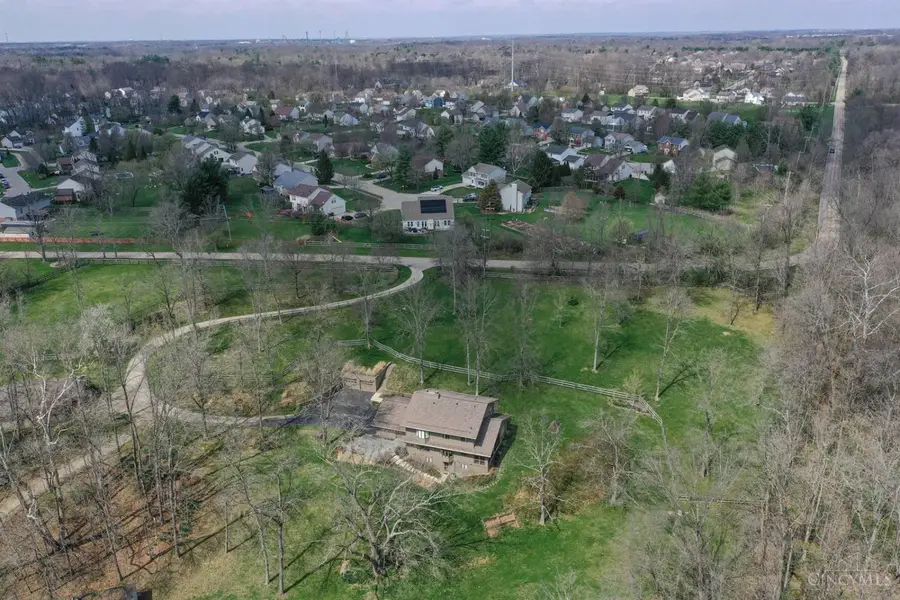 8572 Sibcy Road, Warren, OH 45039 - #2