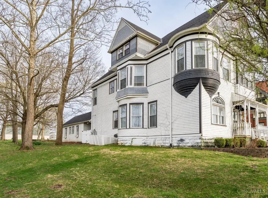 336 N High Street, Hillsboro, OH 45133 - #2