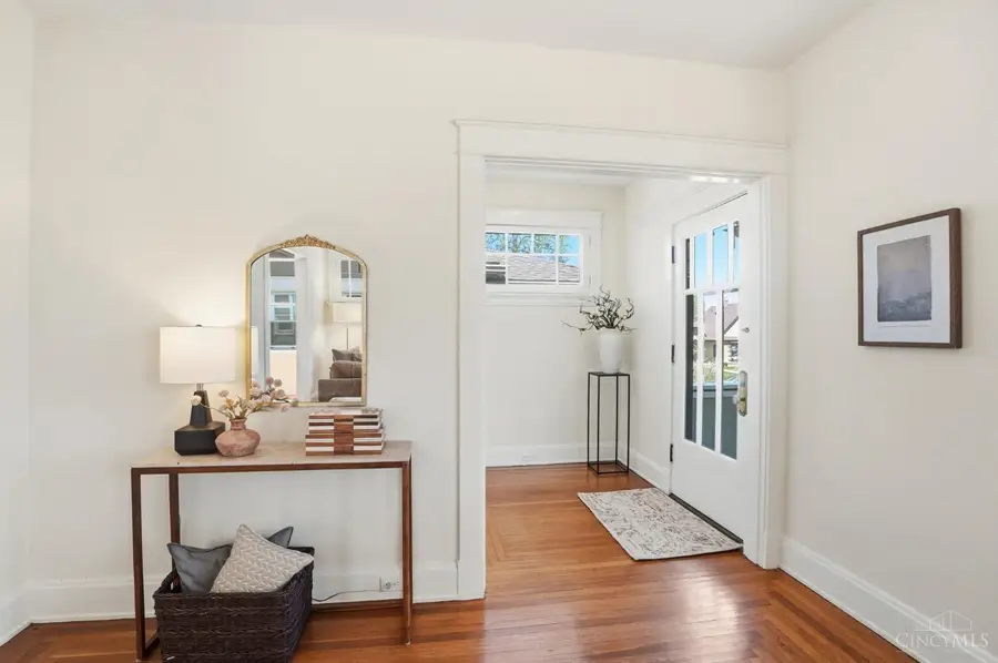 24 Arcadia Place, Cincinnati, OH 45208 - #3