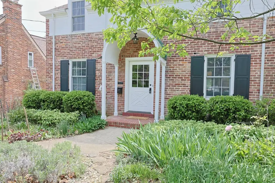 67 Forest Avenue, Wyoming, OH 45215 - #2