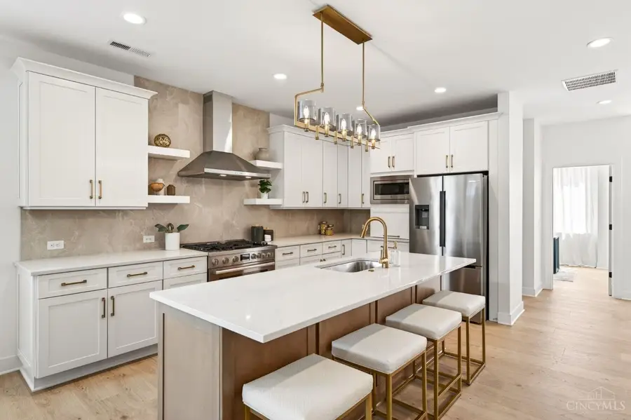 271 Strader Avenue, Cincinnati, OH 45226 - #2