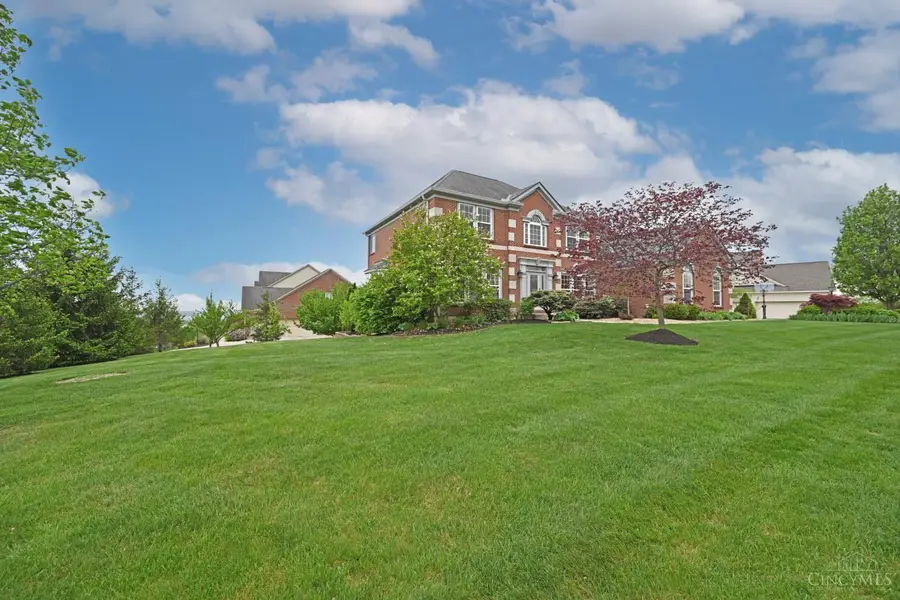 7434 Foxchase Drive, West Chester, OH 45069 - #2