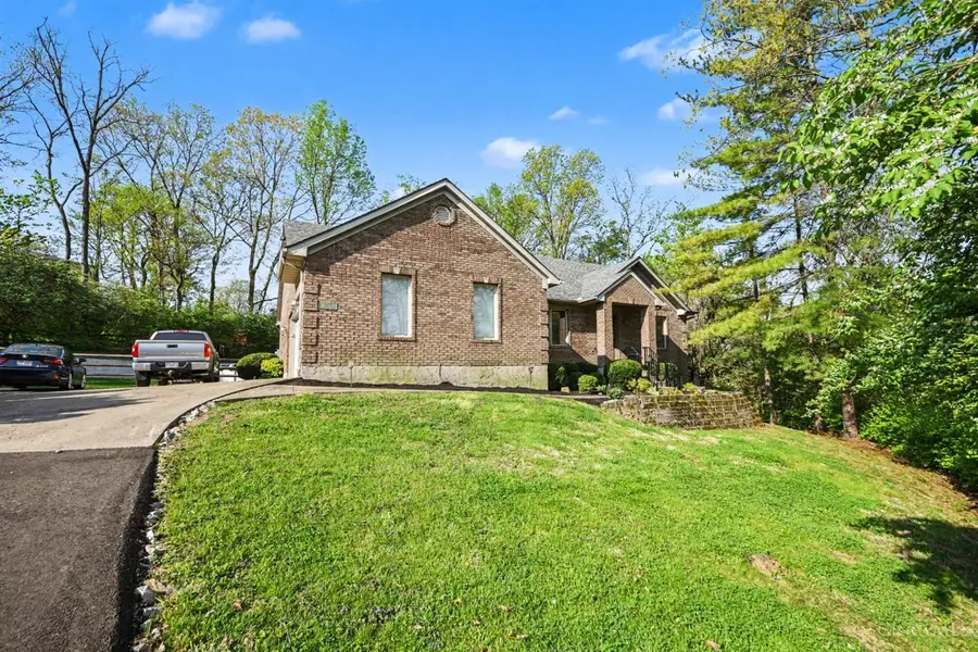 3623 Reemelin Rd, Cincinnati, OH 45211 - #2