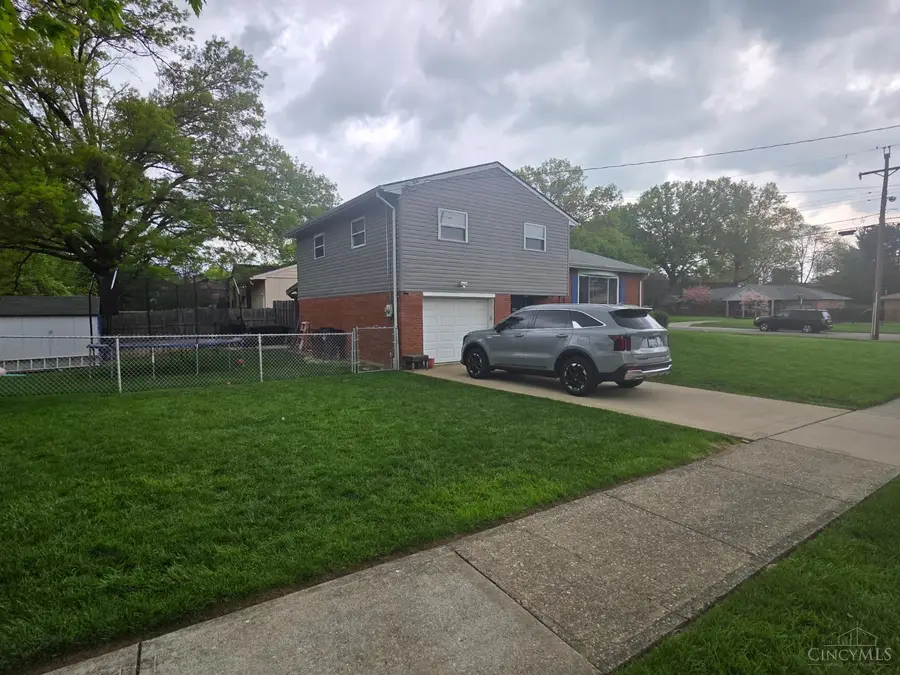 3352 Palmhill, Cincinnati, OH 45239 - #3