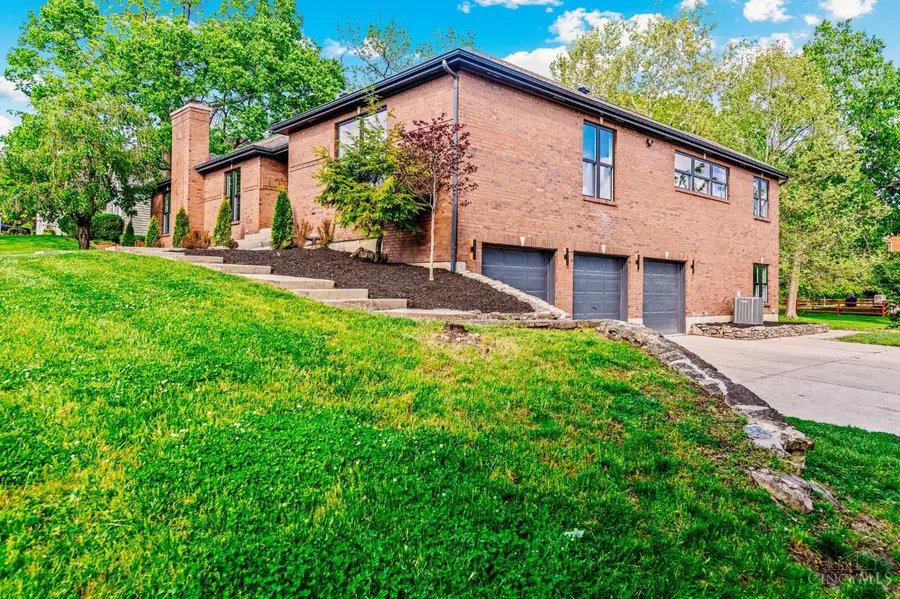 5960 Eaglet Drive, West Chester, OH 45069 - #2