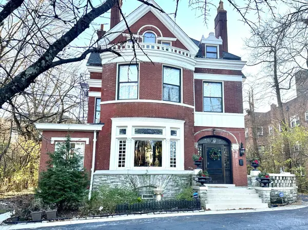 445 Ludlow Avenue, Cincinnati, OH 45220